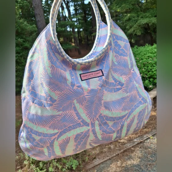 Vineyard Vines Martha's Vineyard Island Palm Tree Print Pink/Purple/ Tote Bag - Picture 12 of 12